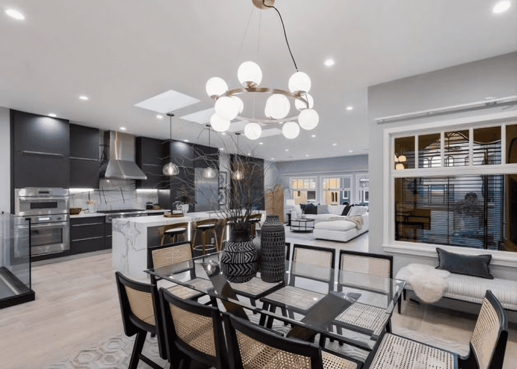 Modern kitchen and dining area design Saratoga By California Bay Builders & Remodeling